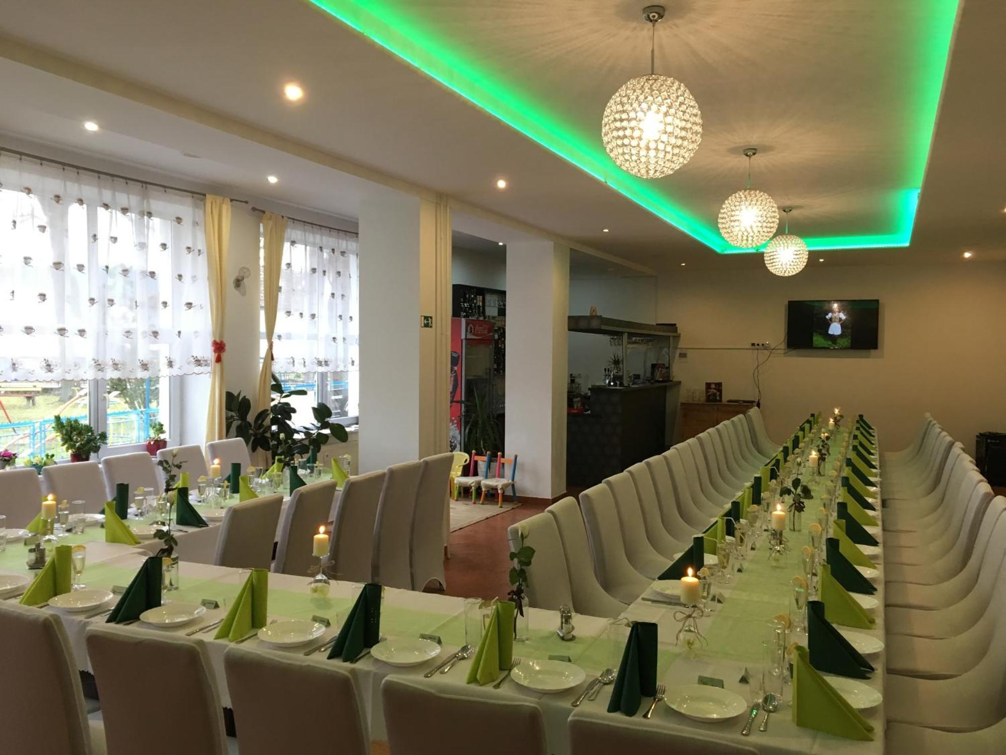 Hotel Gula Batizovce Εξωτερικό φωτογραφία