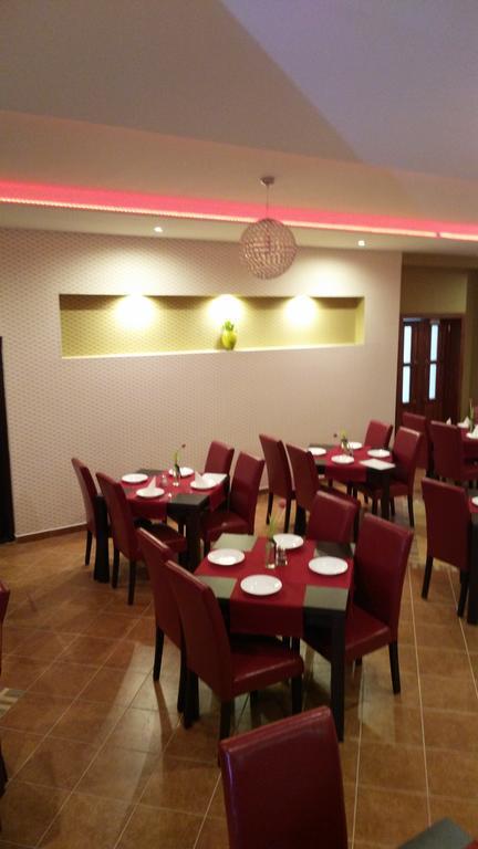Hotel Gula Batizovce Εξωτερικό φωτογραφία