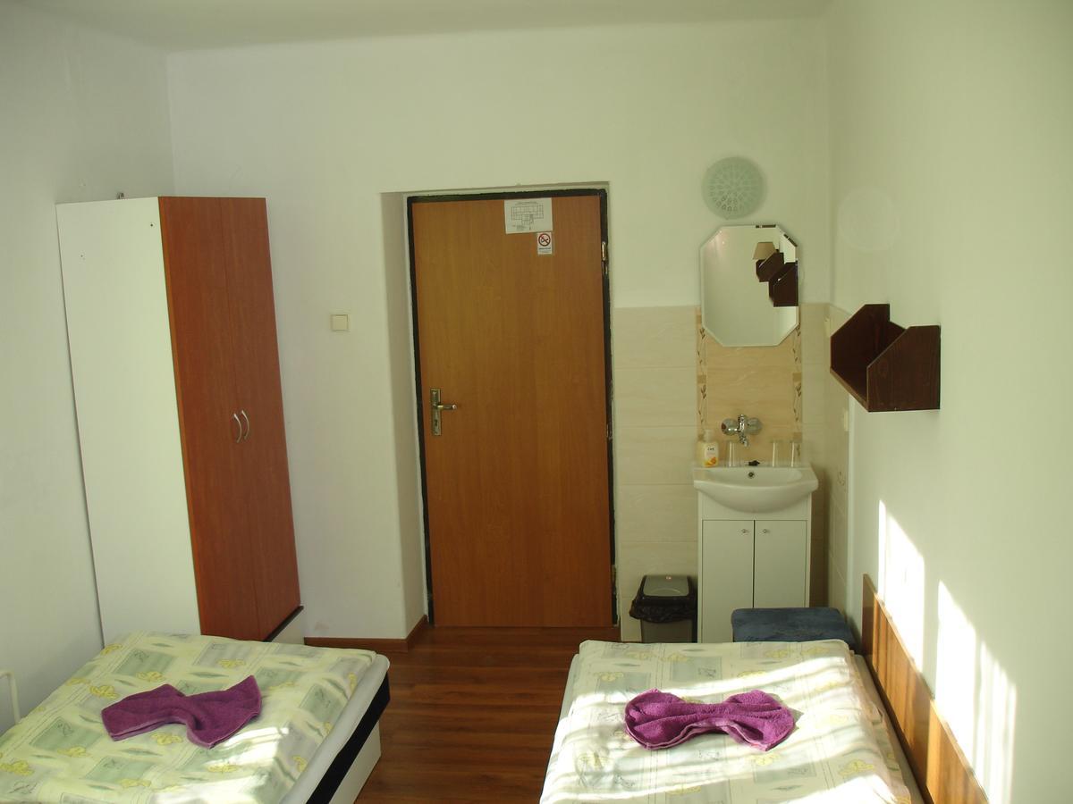 Hotel Gula Batizovce Εξωτερικό φωτογραφία