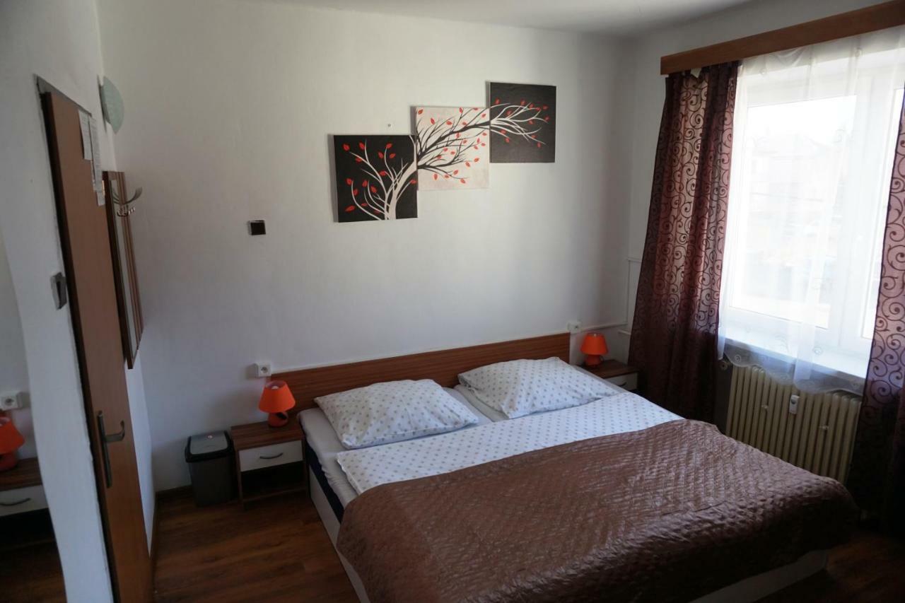 Hotel Gula Batizovce Εξωτερικό φωτογραφία