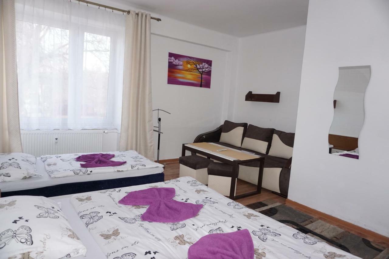 Hotel Gula Batizovce Εξωτερικό φωτογραφία
